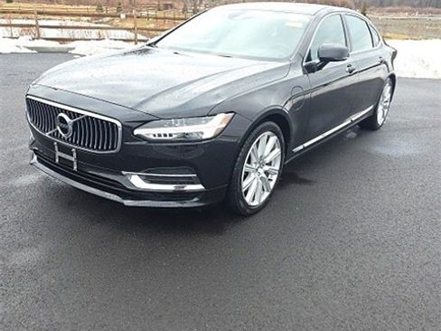 Used 2018 Volvo S90 T8 Inscription image 1