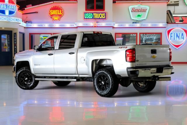 Used 2015 Chevrolet Silverado 2500 W/T w/ WT Convenience Package AWD/4WD image 4
