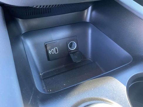 New 2026 Ford Explorer Active image 19