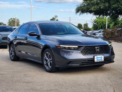 Used 2024 Honda Accord EX-L image 3