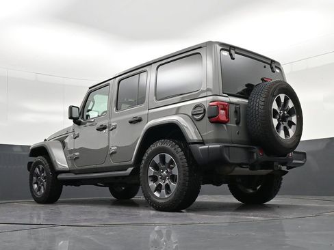 Used 2020 Jeep Wrangler Unlimited Sahara AWD/4WD image 26