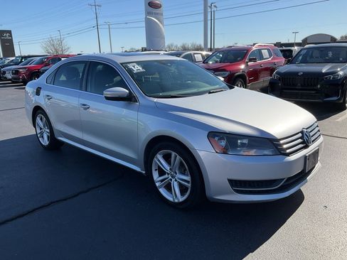 Used 2014 Volkswagen Passat 2.5 SE image 20