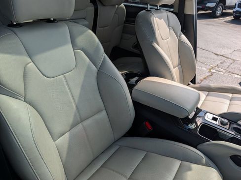Used 2023 Kia Telluride EX AWD/4WD image 27