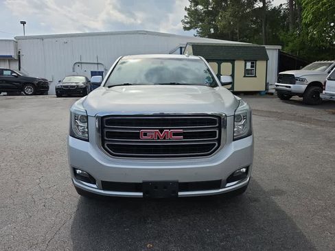 Used 2020 GMC Yukon XL SLT image 8