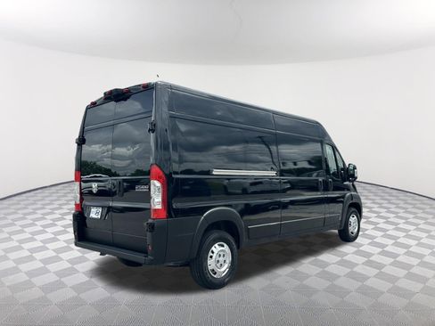 Used 2025 RAM ProMaster 2500 FWD image 5