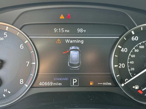Certified 2023 INFINITI QX50 Luxe FWD image 30