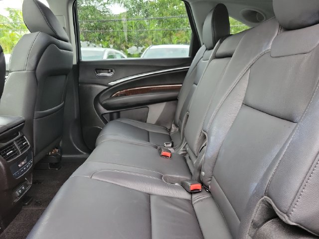 Used 2017 Acura MDX w/ Technology Package AWD/4WD image 25