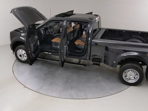 Certified 2024 Ford F450 Platinum w/ FX4 Off-Road Package AWD/4WD image 57