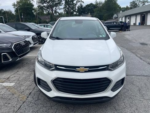 Used 2020 Chevrolet Trax LS w/ Tint and Cruise Package FWD image 2
