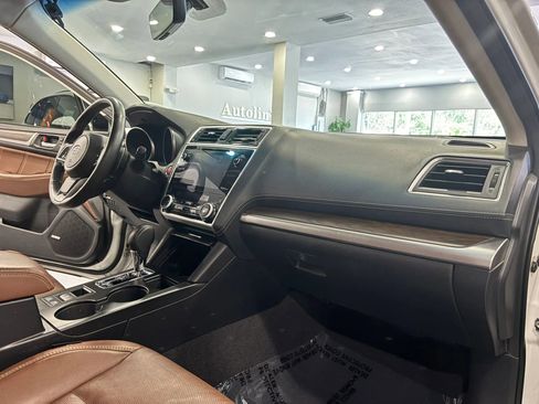 Used 2019 Subaru Outback 2.5i Touring AWD/4WD image 10