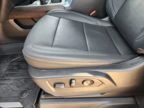 Used 2023 GMC Sierra 1500 SLT RWD image 24