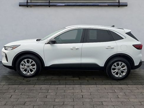 Certified 2023 Ford Escape Active AWD/4WD image 6