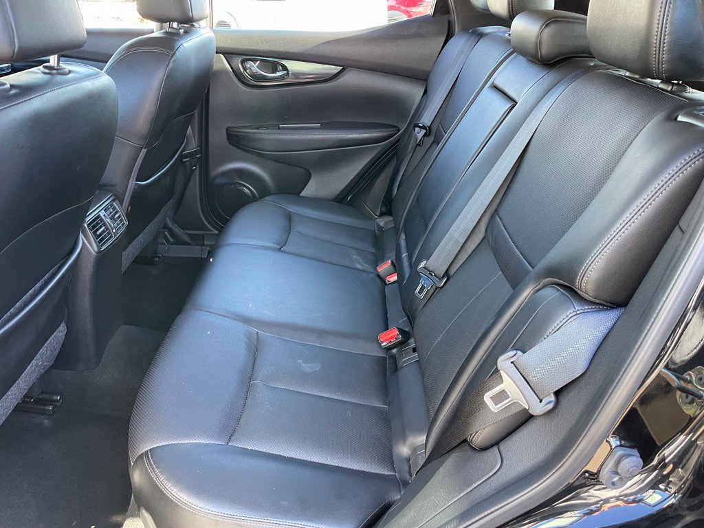 Certified 2022 Nissan Rogue Sport SL AWD/4WD image 6