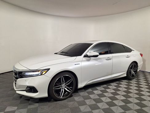 Used 2022 Honda Accord Touring image 1