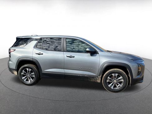 Used 2025 Chevrolet Equinox LT image 18