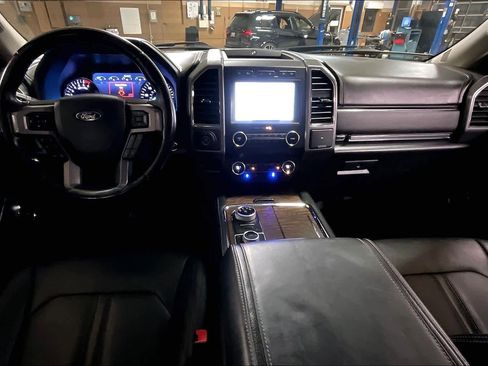 Used 2020 Ford Expedition Max Platinum image 14
