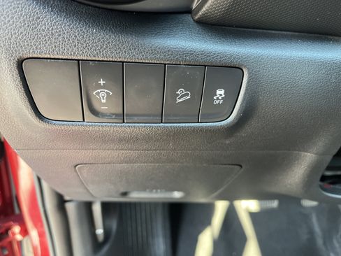 Used 2022 Hyundai Kona SE AWD/4WD image 19