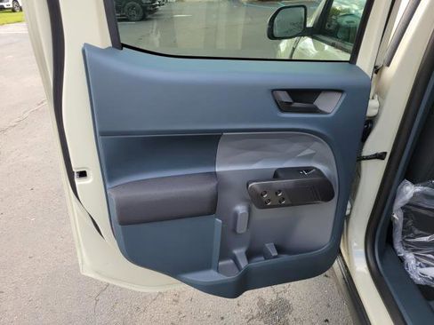 New 2025 Ford Maverick XL w/ Equipment Group 101A image 13