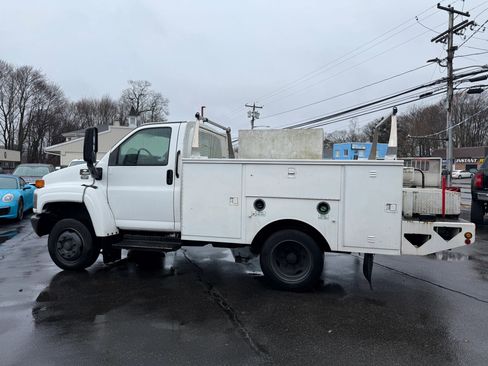 Used 2007 Chevrolet Kodiak C4500 2WD Regular Cab image 8