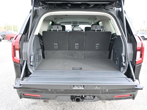 New 2026 Ford Expedition Active image 6