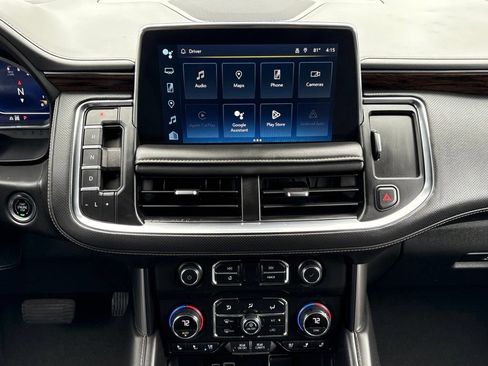 Used 2023 Chevrolet Suburban Premier AWD/4WD image 24