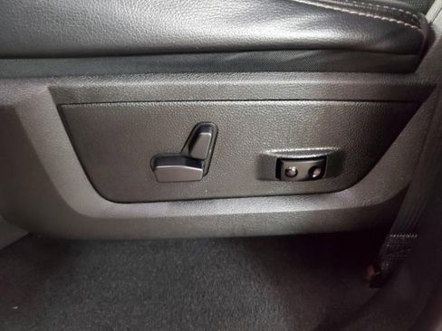 Used 2018 RAM 1500 Sport image 13