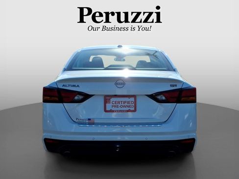 Certified 2023 Nissan Altima 2.5 SR w/ SR Premium Package FWD image 4