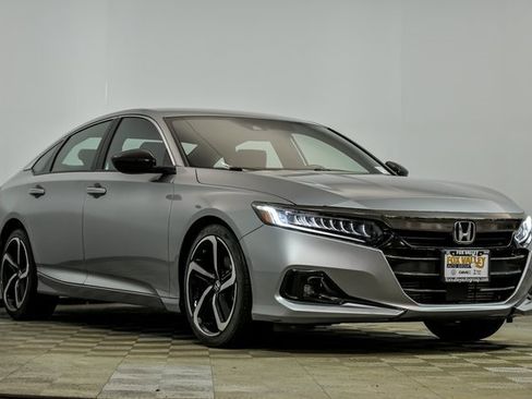 Used 2022 Honda Accord Sport image 1