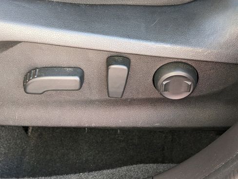 Used 2021 Subaru Forester Premium image 17