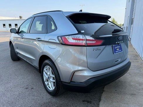 Used 2022 Ford Edge SE AWD/4WD image 2
