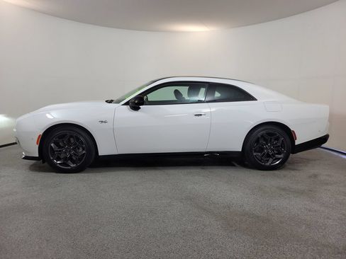 New 2026 Dodge Charger R/T AWD/4WD image 4
