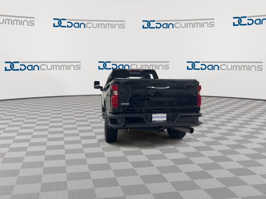 Used 2023 Chevrolet Silverado 2500 LT w/ Midnight Edition AWD/4WD image 7