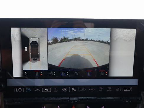 New 2025 GMC Hummer EV 2X image 18