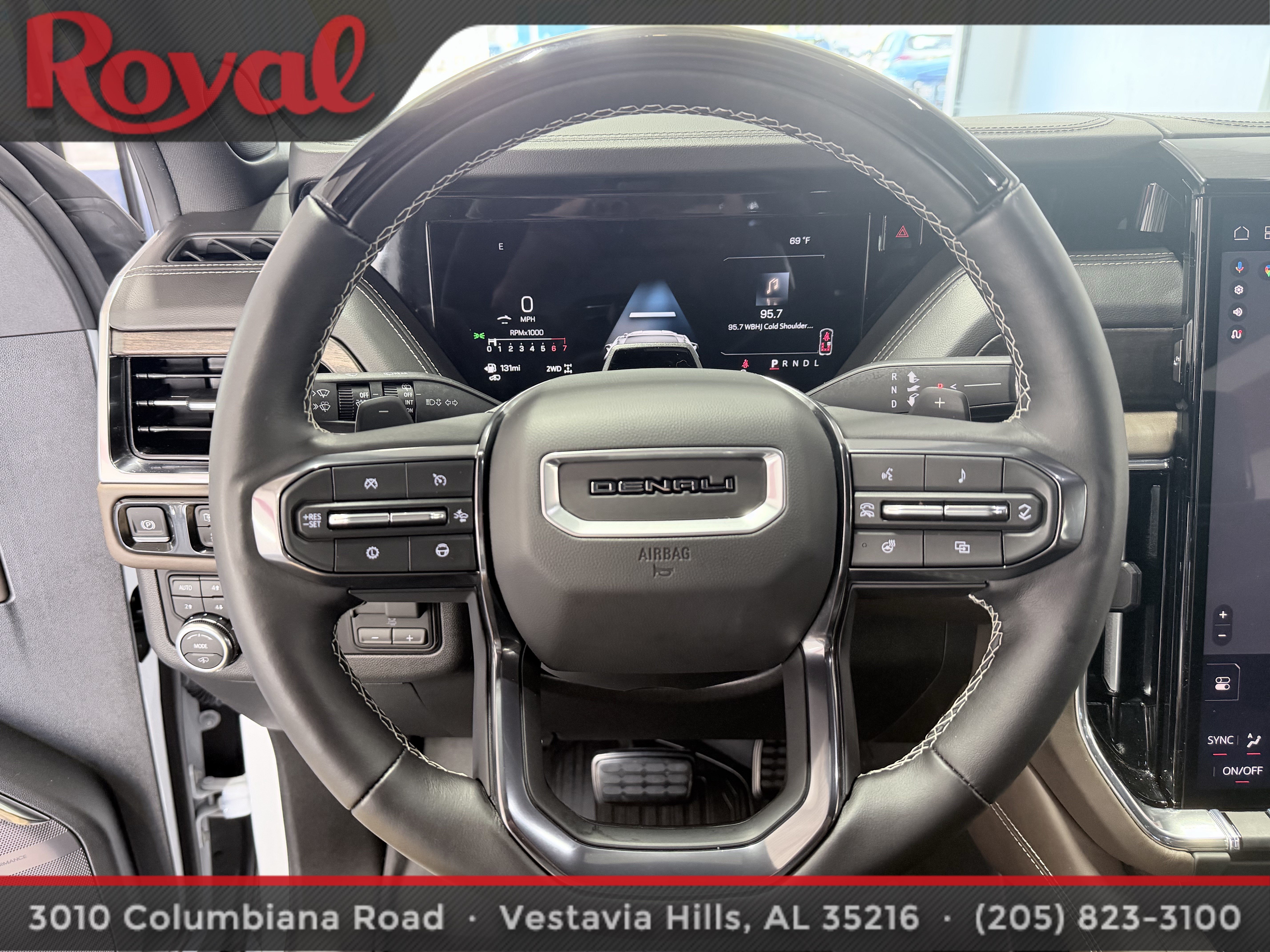 Used 2026 GMC Yukon Denali Ultimate AWD/4WD image 30