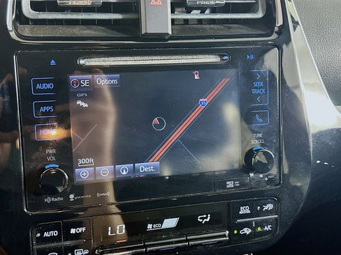 Used 2017 Toyota Prius Four image 21