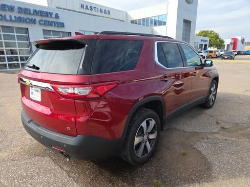 Used 2019 Chevrolet Traverse LT w/ LT Premium Package image 10
