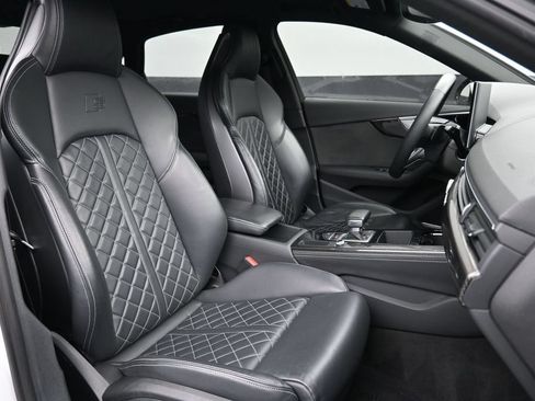 Used 2023 Audi S4 Premium Plus w/ Premium Plus Package AWD/4WD image 25
