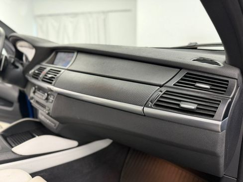 Used 2011 BMW X5 M AWD/4WD image 49