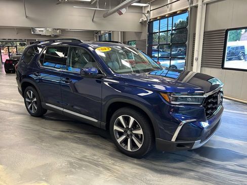 Used 2023 Honda Pilot Touring image 28
