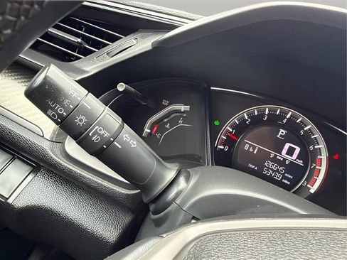 Used 2018 Honda Civic Sport image 43