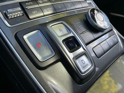 Certified 2023 Hyundai Santa Fe Limited AWD/4WD image 29