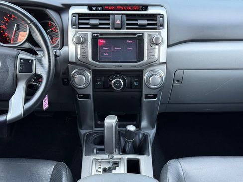 Used 2012 Toyota 4Runner SR5 w/ Premium Pkg w/3rd Row Seat image 19