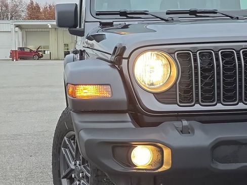 New 2026 Jeep Wrangler Sport AWD/4WD image 9