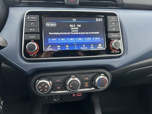 New 2025 Nissan Versa SV w/ Trunk Package image 16