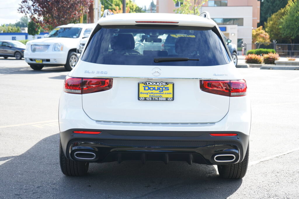 Used 2023 Mercedes-Benz GLB 250 4MATIC image 6