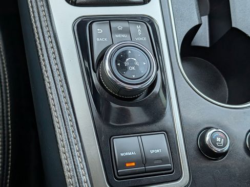 Used 2018 Nissan Maxima Platinum image 31