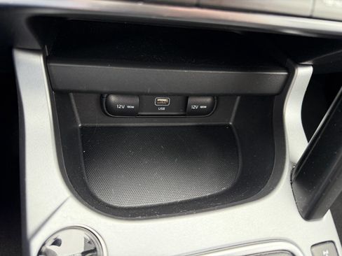 Used 2026 Kia Seltos LX AWD/4WD image 31