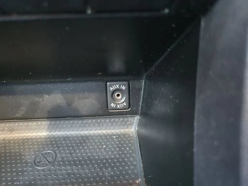 Used 2014 Volkswagen Beetle 1.8T FWD image 24