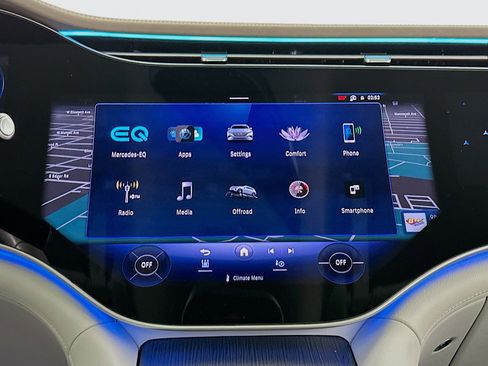 Used 2023 Mercedes-Benz EQS 580 4MATIC SUV image 12