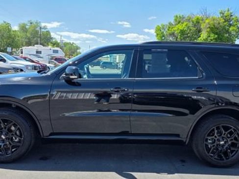 Used 2025 Dodge Durango GT AWD/4WD image 1